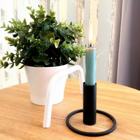 Moderne Mit Bodentiefer Dusche, Waschmaschine Und Kueche - 