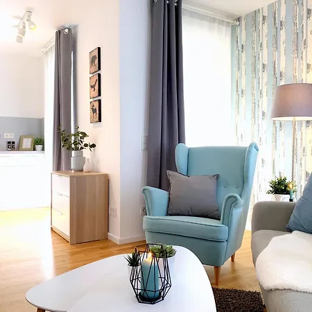 아파트 Moderne Mit Bodentiefer Dusche, Waschmaschine Und Kueche - 