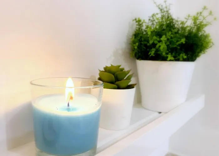 Appartamento Moderne Mit Bodentiefer Dusche, Waschmaschine Und Kueche - 